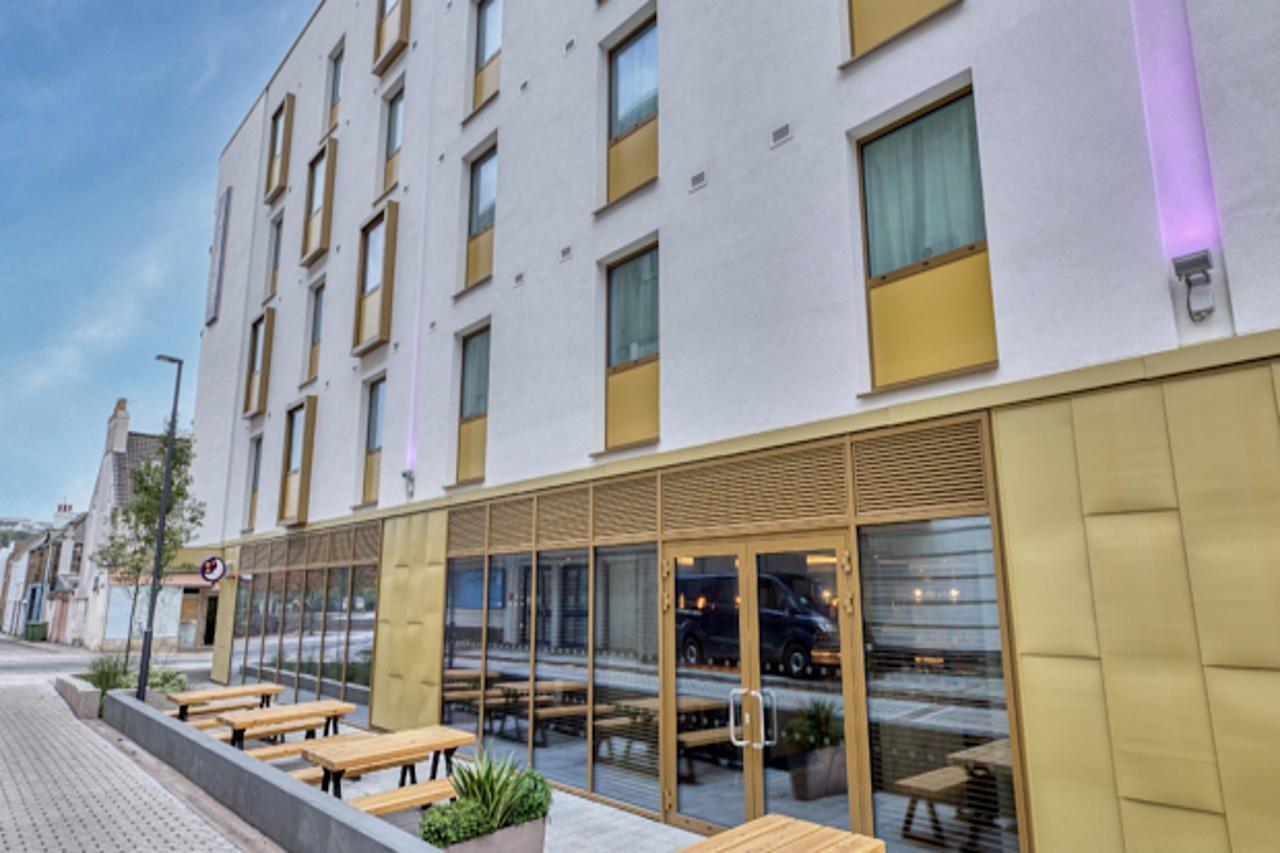 Premier Inn Jersey St Helier Saint Helier ภายนอก รูปภาพ